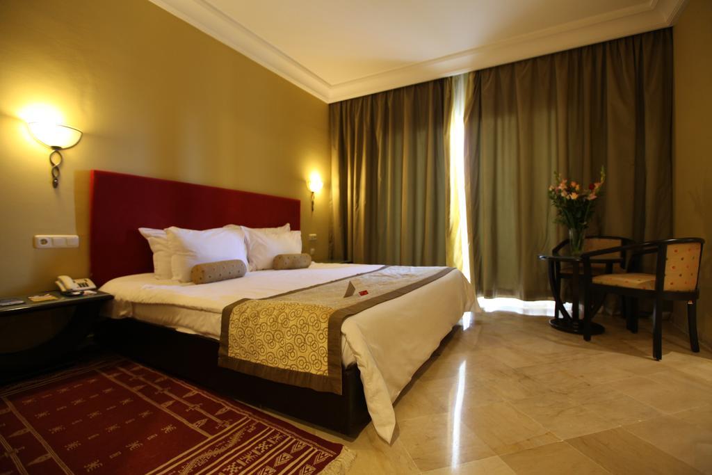 Hotel Ramada Plaza By Wyndham Tunis Gammarth Esterno foto